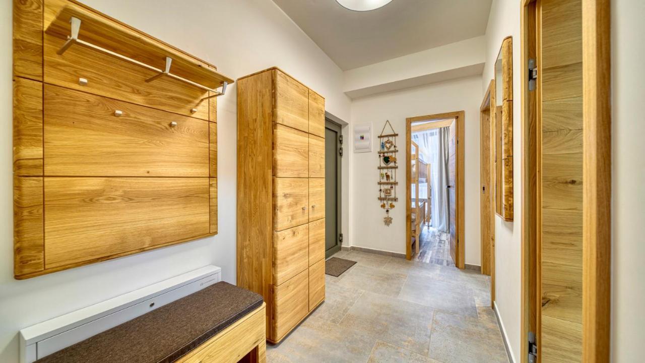 Apartmany A Chalety Horizont Resort Tatranská Lomnica Exteriör bild